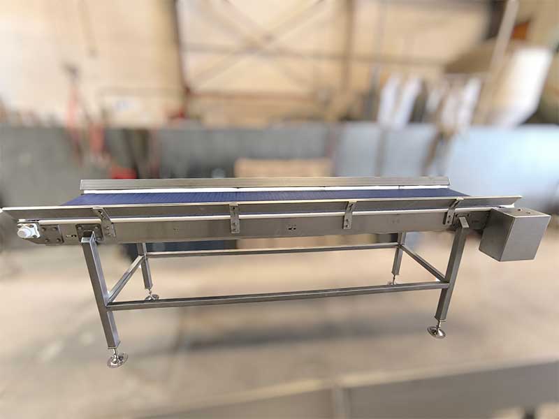 Transportadores de banda modular fabricados a medida, en este caso es un transportador de 3 metros Transportadores de banda modular fabricados a medida, en este caso es un transportador de 3 metros